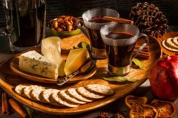 Mulled Wine and Cheese Platter from the Kitchenthusiast